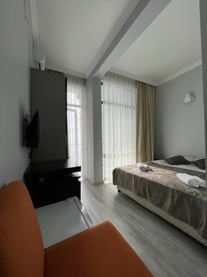 Guesthouse Data Гоніо Екстер'єр фото