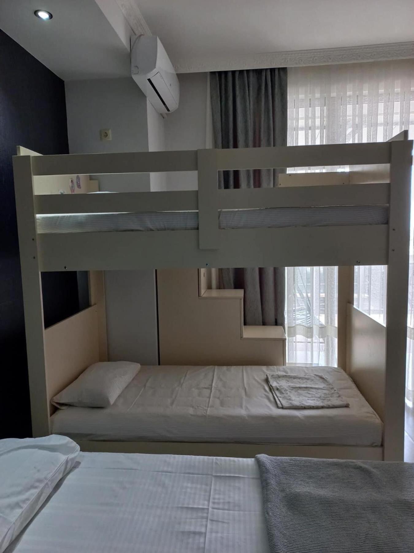 Guesthouse Data Гоніо Екстер'єр фото
